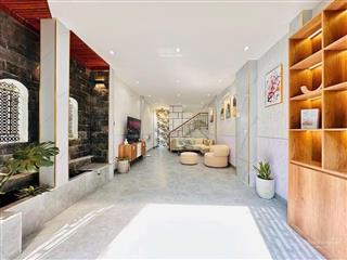 Siêu phẩm nhà trống xách vali vào ở ngay  hxh lạc long quân, p11, tân bình  dt 52m2  2tỷ550, shr