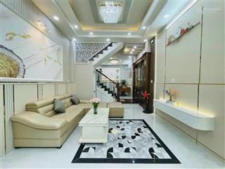 Chủ ngộp bán gấp nhà 1t1l đào duy anh, p9, phú nhuận, dt 48m2, giá 2tỷ550, nhà đang trống, sổ riêng