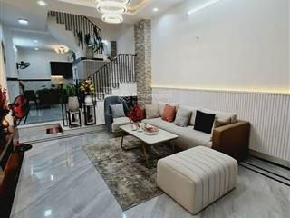 Cô tư bán gấp nhà 49m2 hxh đồng nai,p15, quận 10, giá 3tỷ150, gần go miền đông, nhà đang trống, shr