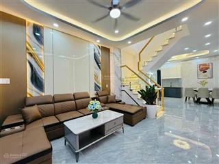 Săn ngay nhà vườn chuối, quận 3, dt 45m2, giá 2tỷ190, chủ ngộp bán gấp, nhà đang trống, sổ riêng