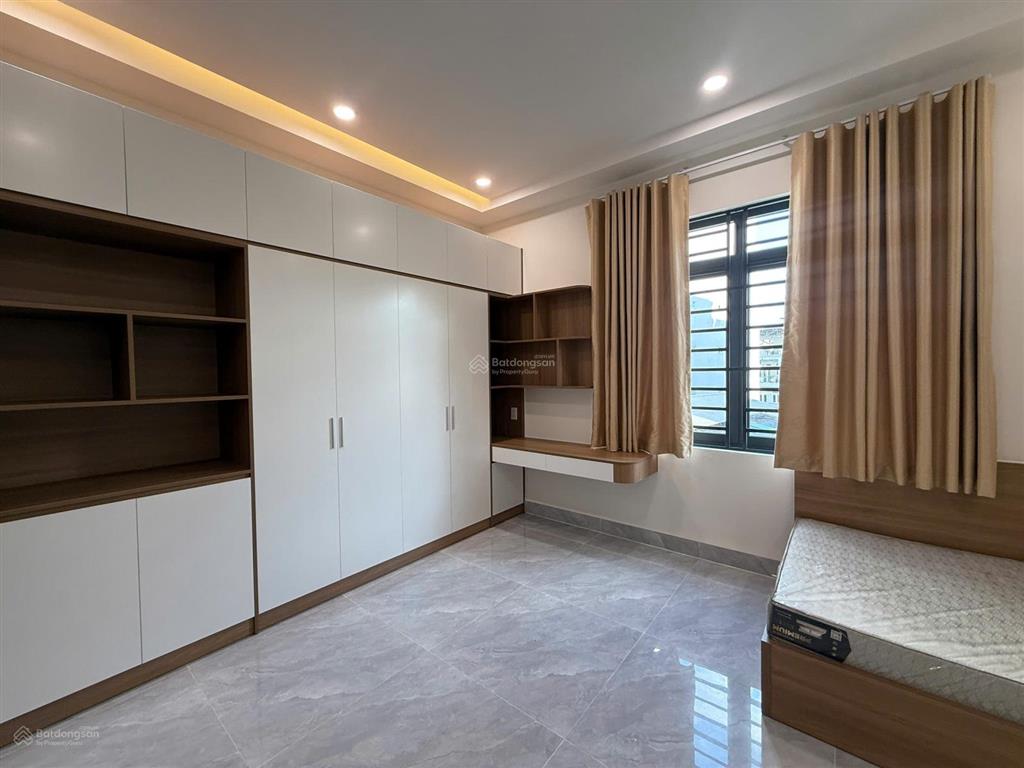 Bán gấp tòa 5 tầng cộng hòa 5x30m mới 27p thang máy  hd thuê 65tr/th chỉ 17,5 tỷ tl ngay mặt tiền