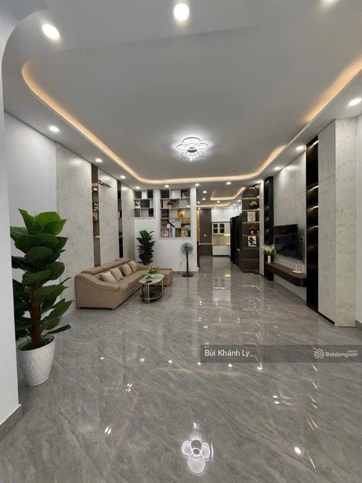 Bán nhà hẻm xe hơi thông khuvip cách mạng tháng tám công viên lê thị riêng 4 tầng sân thượng