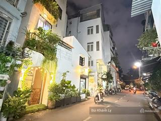 Bán nhà phú nhuận mặt tiền đường hoa  khu vip phan xích long 5 tầng btct