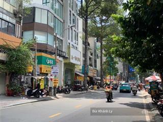 Bán nhà mặt tiền quận 1 trần quang khải 2 tầng góc 2mt không lộ giới hđ thuê tốt