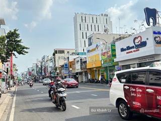 Bán nhà quận phú nhuận mặt tiền nguyễn kiệm 2 tầng gần ngã tư phú nhuận