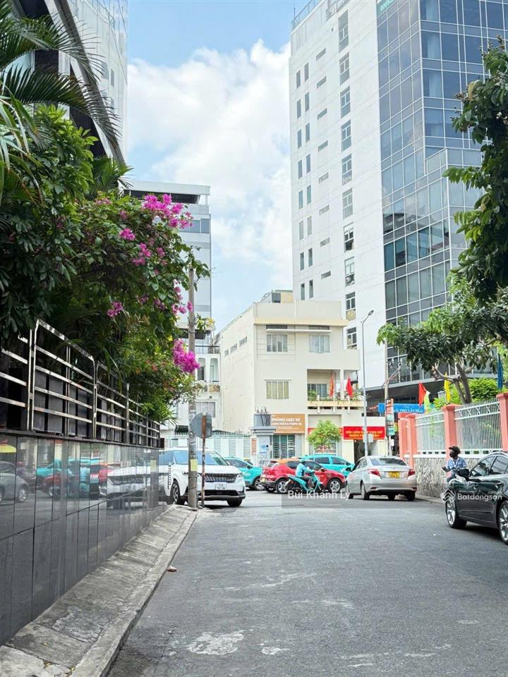 Bán nhà phú nhuận hẻm xe hơi tránh nguyễn văn trỗi 2 tầng liền kề quận 3, sân bay 5p