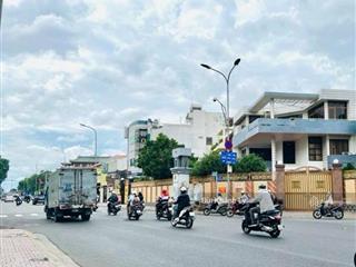 Bán nhà phú nhuận mặt tiền nguyễn kiệm 4 tầng hđ 100tr/tháng gần công viên gia định