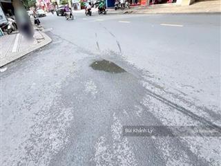 Bán nhà quận 3 hẻm xe hơi sát mặt tiền võ văn tần 5 tầng 15 phòng hđ 70tr/tháng