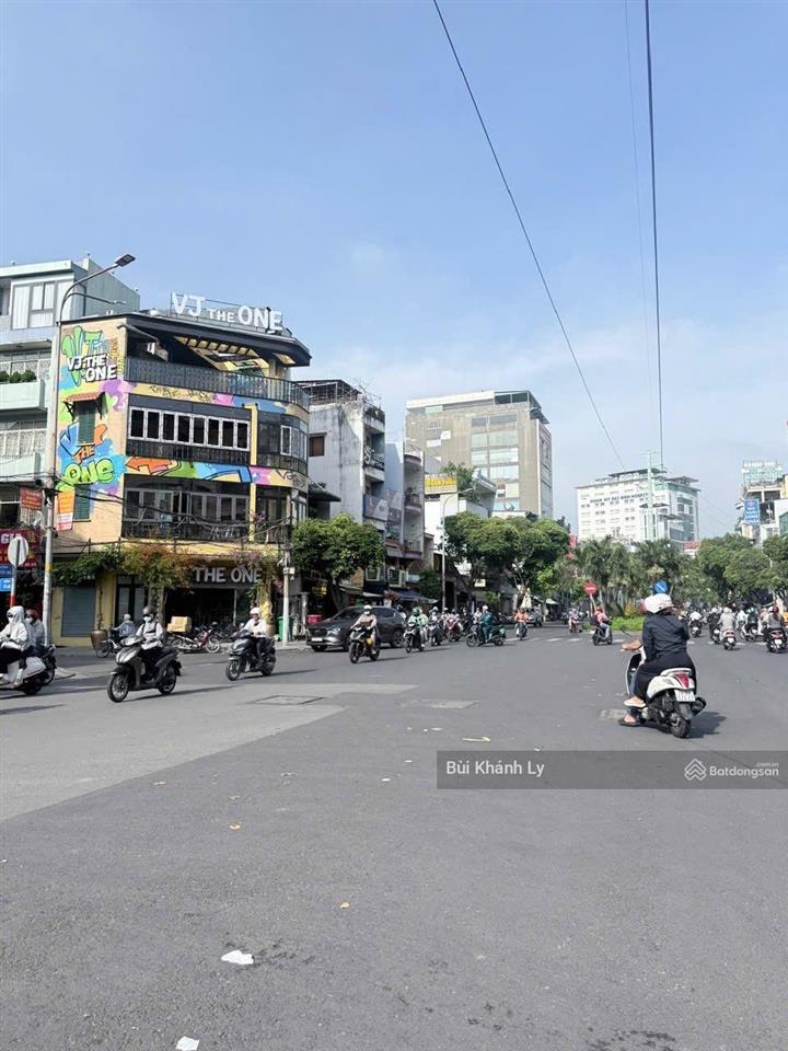 Bán nhà hẻm xe hơi thông khu vip phan xích long 5 tầng btct, ngang 5m dòng tiền tốt