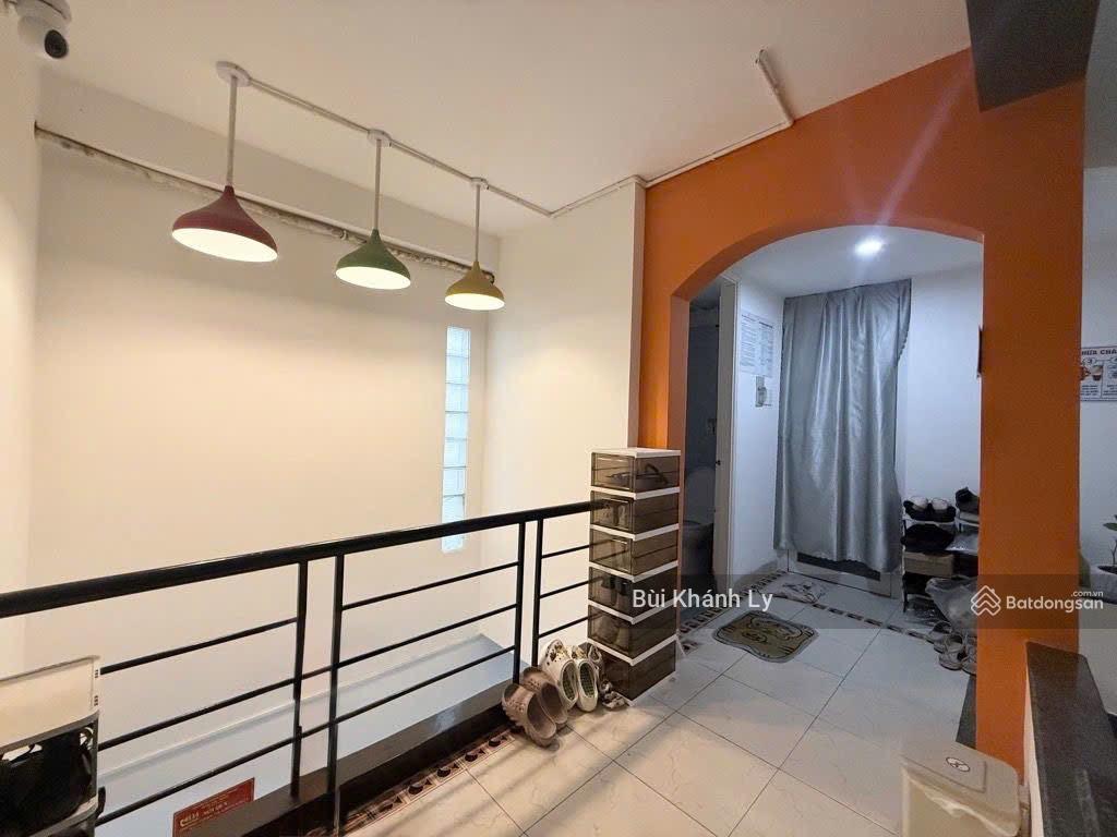 Tân bình nhà 5 tầng cách mạng tháng tám,khuvip bắc hải 42m2, hđ ~30tr/th gần quận 10