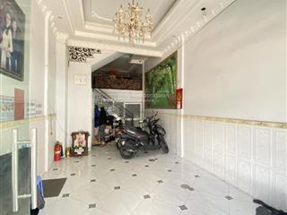 Mặt tiền lô góc nguyễn thị tần q.8  chính chủ 1 đời  5 tầng  5 pn  giá 10ty500
