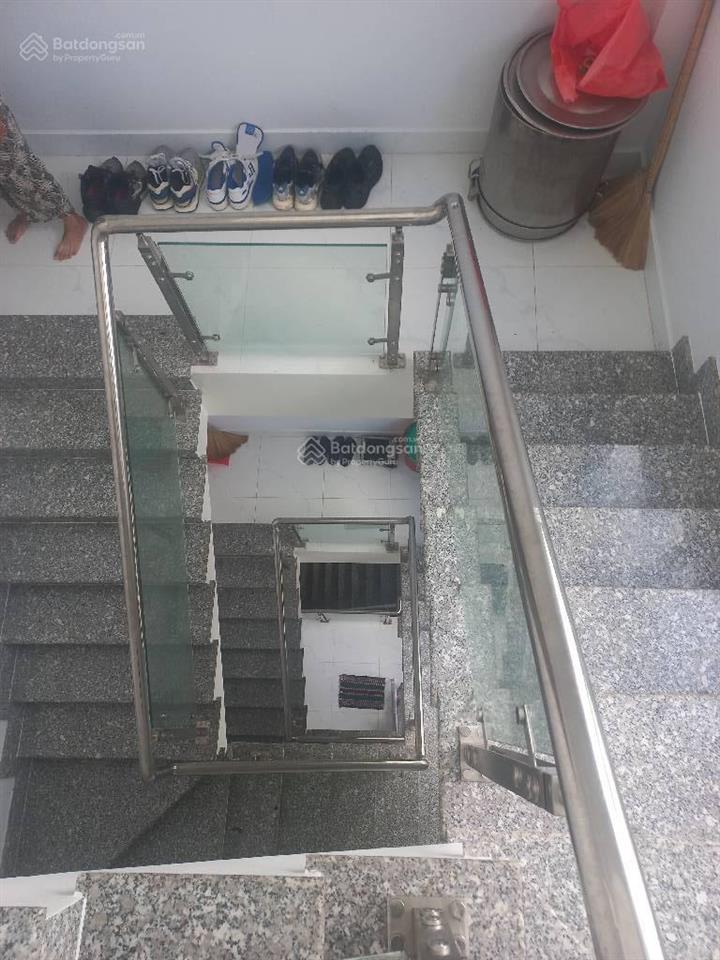 Bán nhà đẹp khu vì.p q.8  tạ quang bửu  60m2 5 tầng btct kiên cố  giá 7ty9