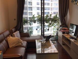 Hot! bán gấp căn hộ midtown phú mỹ hưng, 9,5 tỷ, 80m2, 2pn, 2wc, đầy đủ nội thất.  0933 064 ***