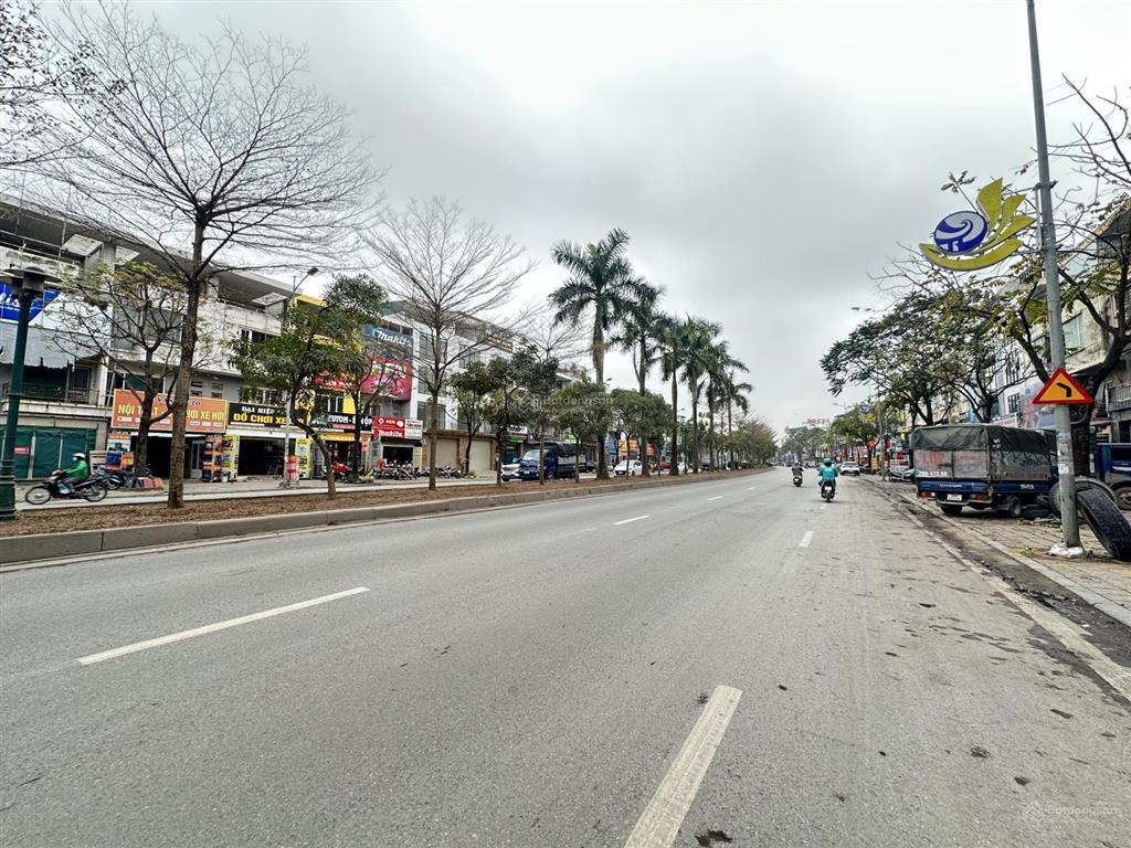 Bán gấp liền kề văn phú  hà đông 100m2*5t, siêu kinh doanh, trục chính đường đôi 45m, hơn 20 tỷ