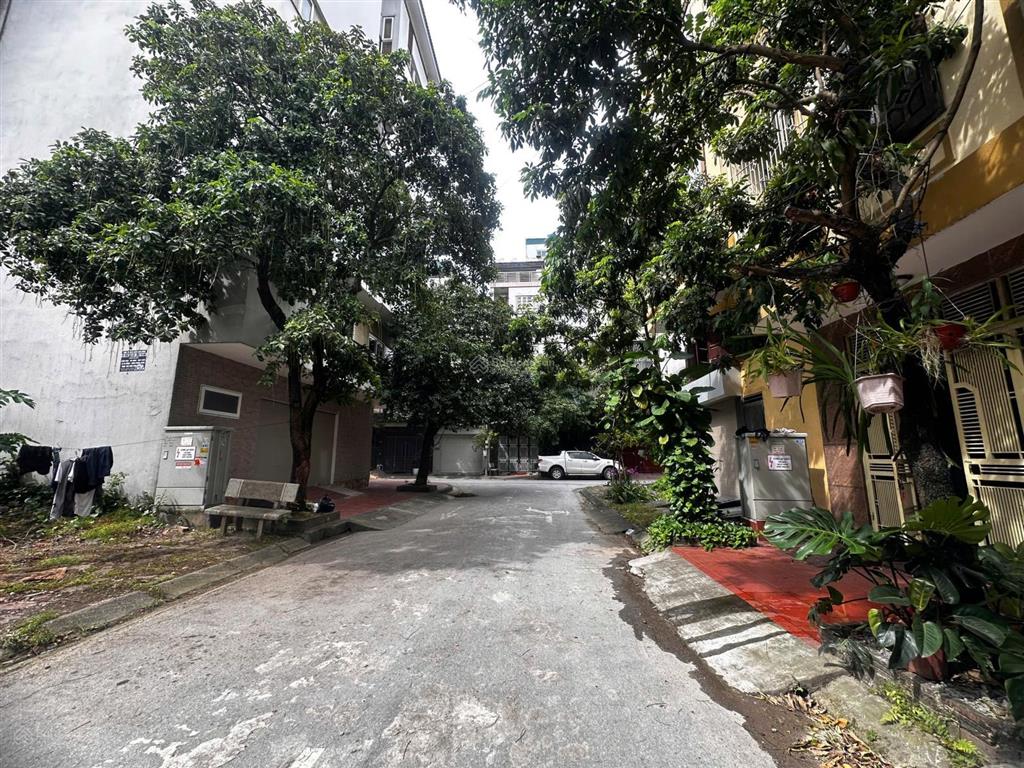 Bán đất d27 man bồi gốc găng, hà đông 52m², mặt tiền 4.3m, kinh doanh, ô tô tránh nhau