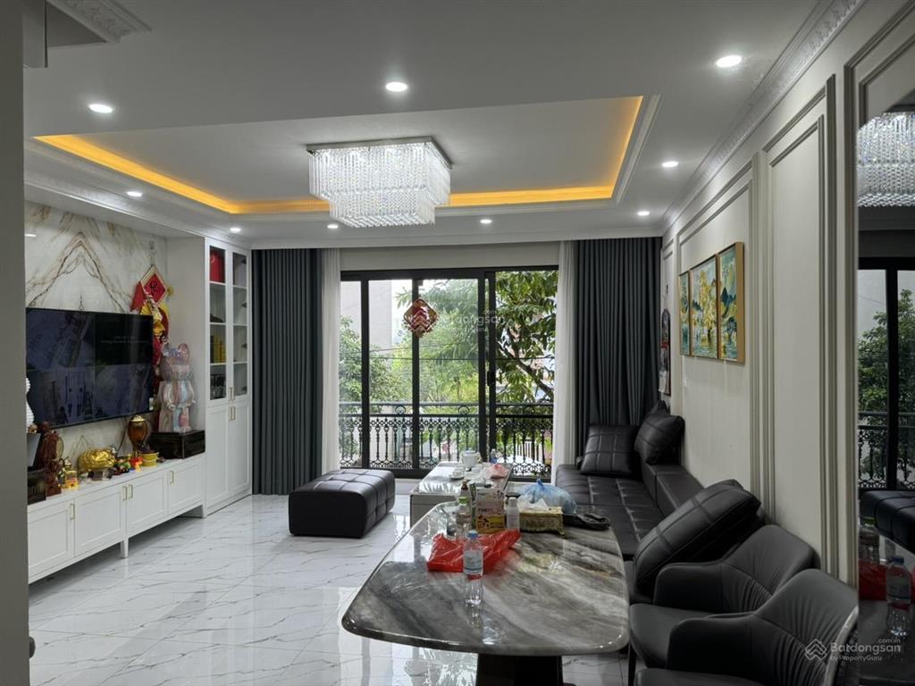 Mặt chợ văn la  văn phú giảm 4 tỷ 55m2, 7t, thang máy, nhà đẹp, dòng tiền 30tr/tháng, nhỉnh 21 tỷ