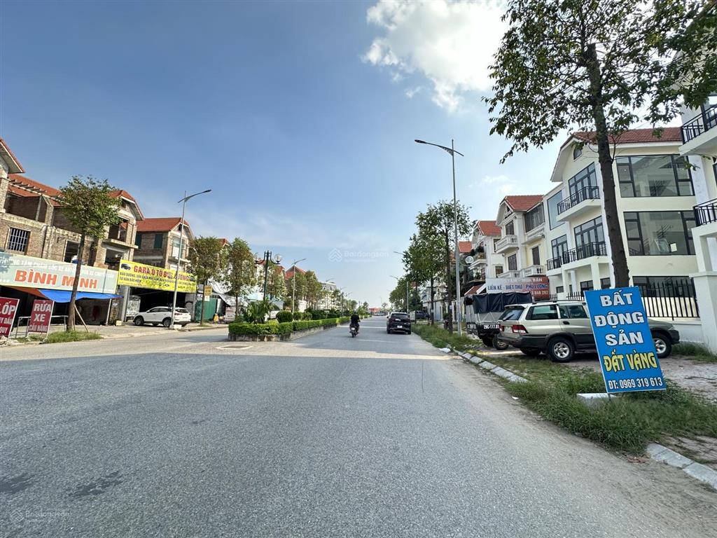 Duy nhất 1 căn biệt thự vườn hồng phú lương 240m2, nhà thô, vị trí đắc địa  giá tốt