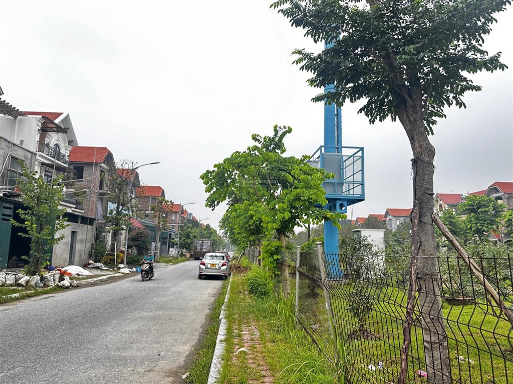 Duy nhất 1 căn biệt thự vườn hồng phú lương 240m2, nhà thô, vị trí đắc địa  giá tốt