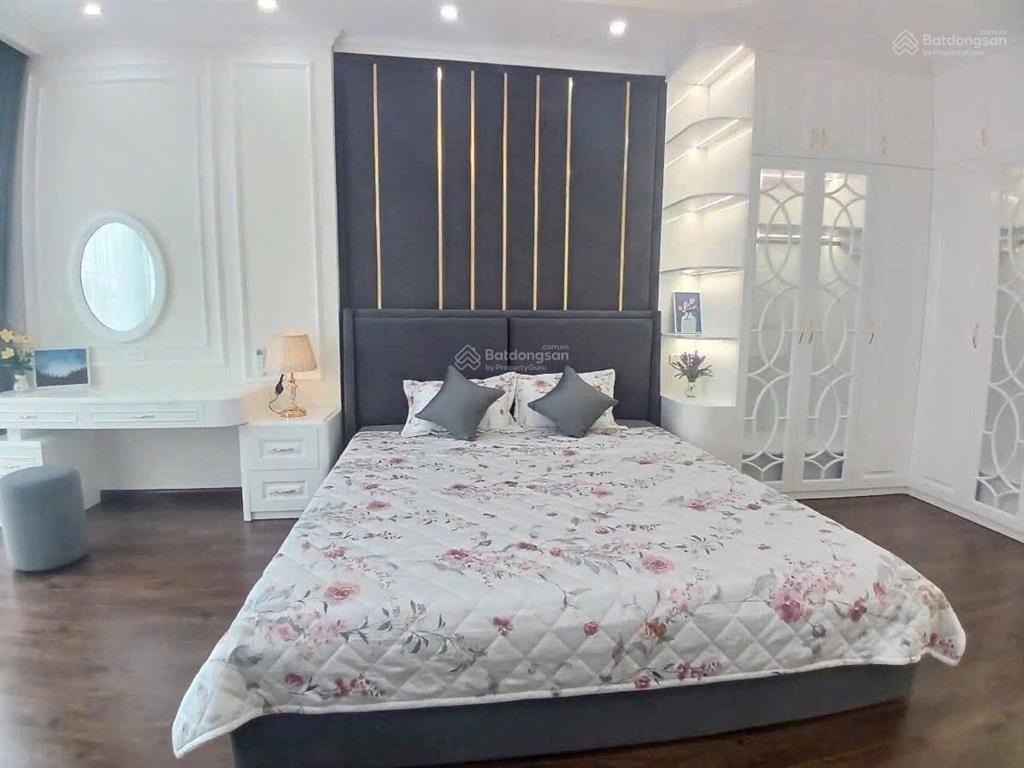 Bán gấp liền kề văn phú hà đông, 55m², 7 tầng, thang máy, mặt chợ, kinh doanh đỉnh, giá hơn 20 tỷ