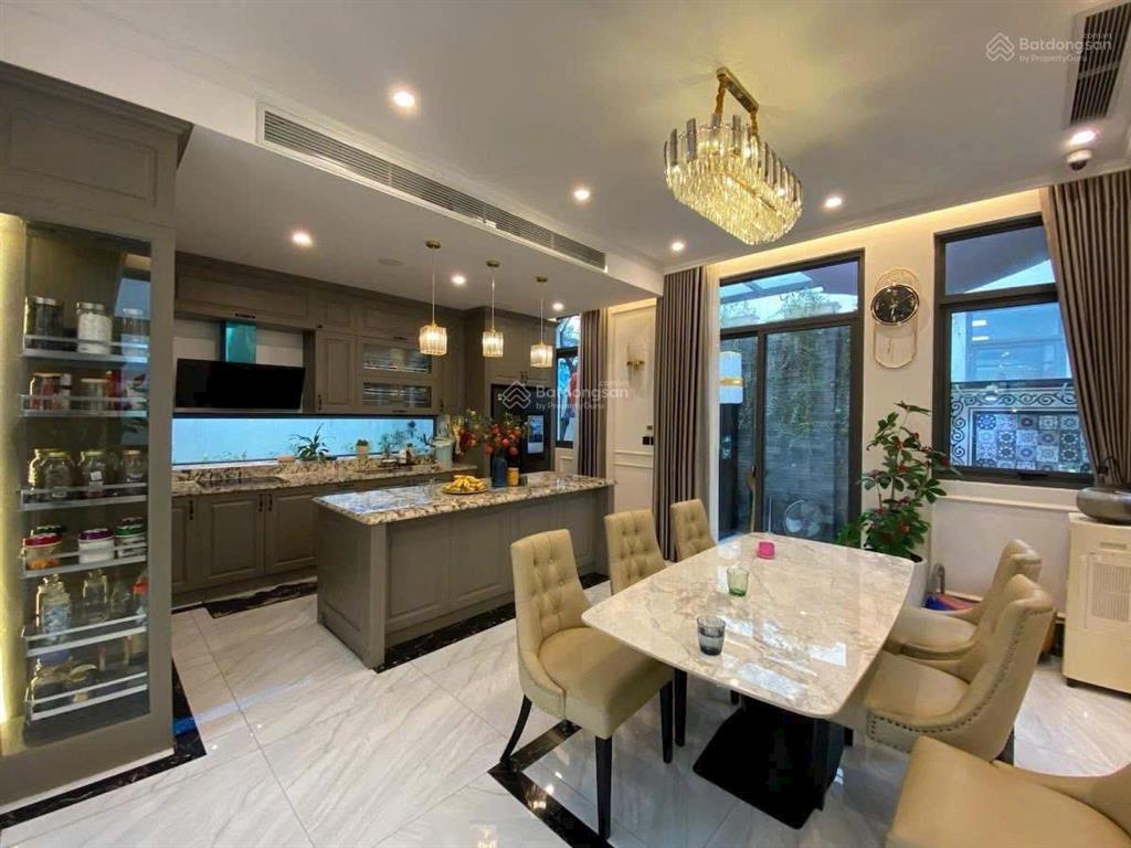 Chủ hạ chào 2 tỷ  bán gấp liền kề văn phú 90m2 thang máy full nội thất kinh doanh nhỉnh 23 tỷ