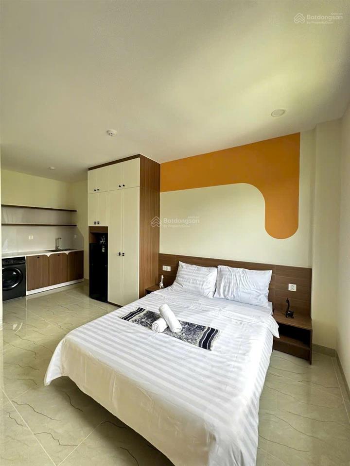 Cho thuê phòng bancon mới  có nội thất quận bình thạnh  gần chợ bà chiểu  0337 740 ***