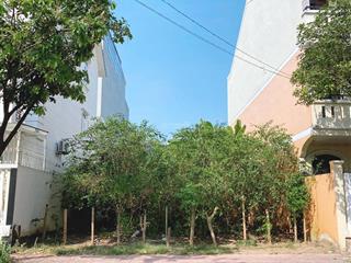 Bán nhanh 2 lô liền kề 180m2 đất full thổ cư, view đẹp đối diện trường mầm non quốc tế