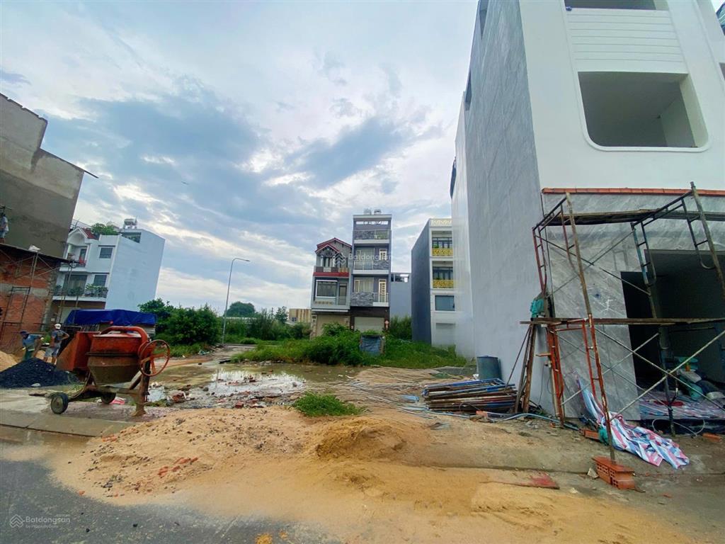 Ngộp bank bán gấp nền 50m2, ngay chợ mỹ nga, thông 2 chiều, thương lượng chính chủ