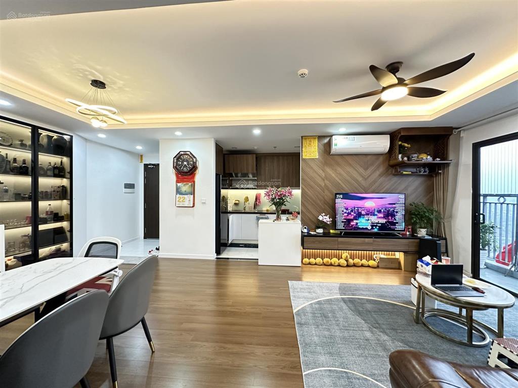 Tôi bán căn góc 3pn 85  99m2 green park. view hồ yên sở, sẵn sổ. giá chỉ từ 7 tỷ.  0366 261 ***