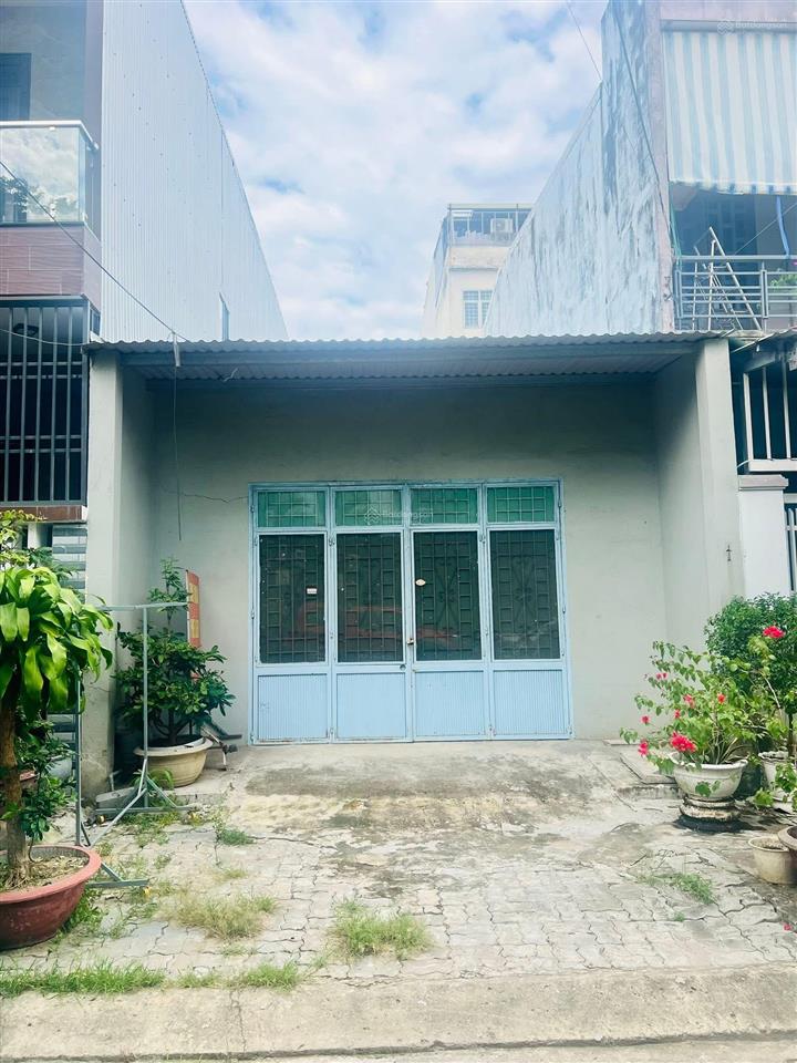 Bán đất tặng nhà kho đường lý thiên bảo đối lưng phạm hùng khu đông dân cư, giá đầu tư
