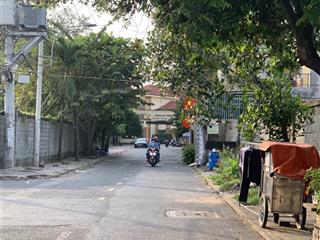 Lô đất tuyệt đẹp 180m2 ngang 7 thổ cư 165m2 đường số 13 linh xuânthủ đức giá chỉ 6,8 tỷ