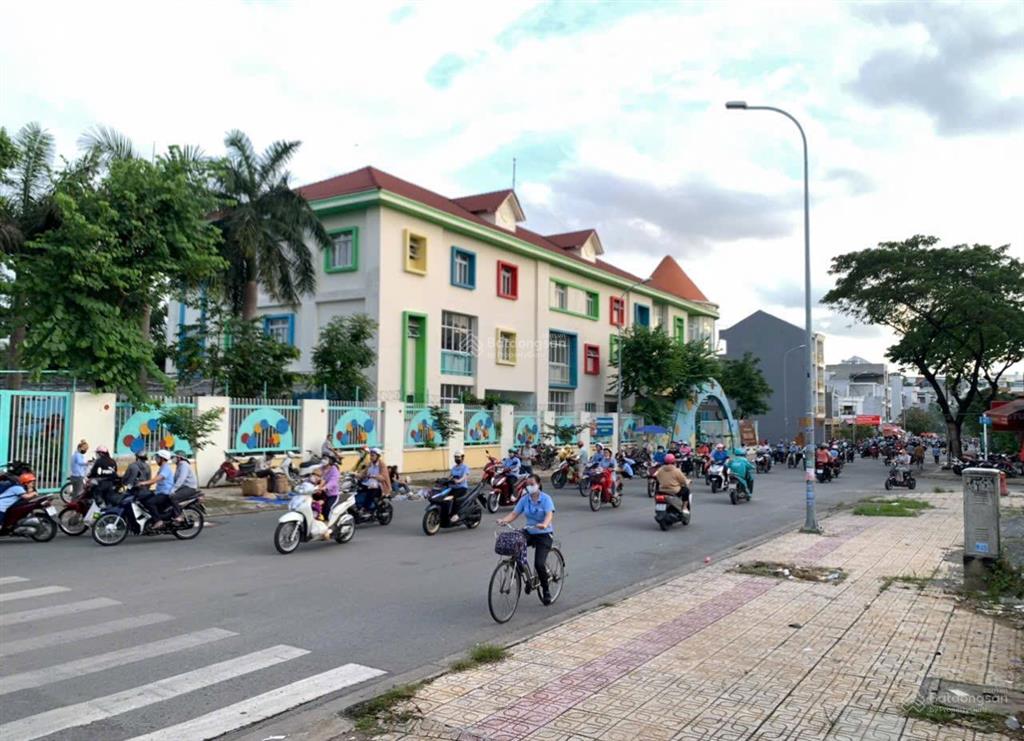 Còn sót một lô trong khu êm đềmlinh xuânthủ đức giá dưới 6 tỷ, 90m2 ngang 5 ful thổ cư, đường 12m