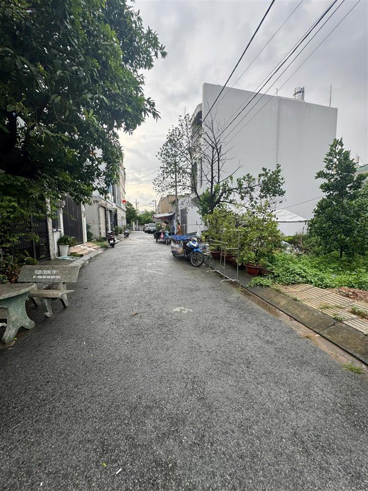 Một lô duy nhất trong khu phân lô đường 8 linh xuânthủ đức, 68m2 ngang 4 giá 3,75 tỷ còn bớt