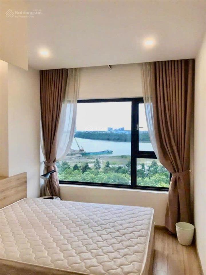 Mr. trung  cần bán ch new city. 3pn  2wc. dt 86m2 full nội thất, view hồ bơi. chỉ 8.3 tỷ all in