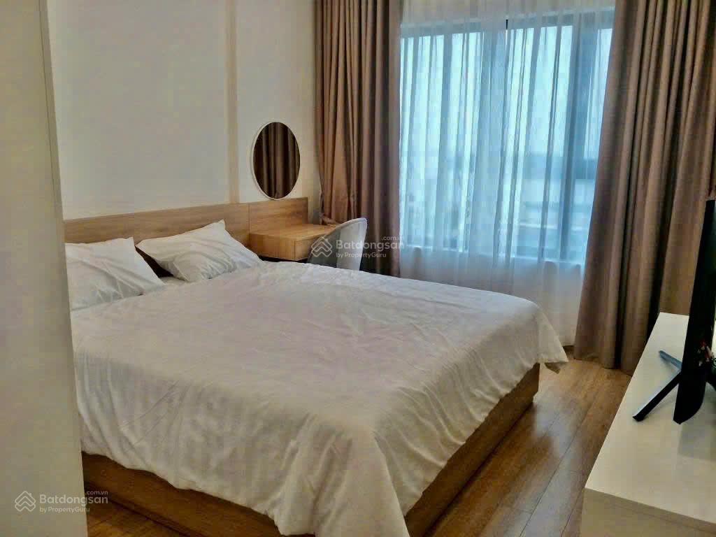 Mr. trung  cần bán ch new city. 3pn  2wc. dt 86m2 full nội thất, view hồ bơi. chỉ 8.3 tỷ all in