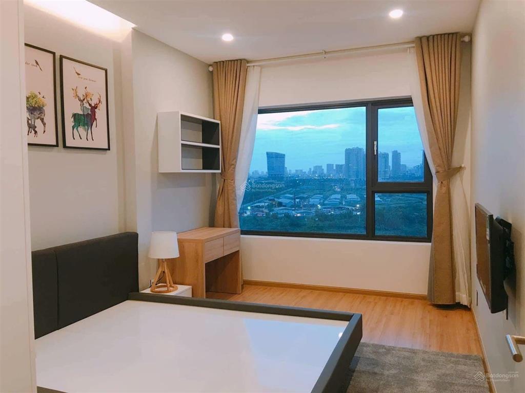 Mr. trung  cần bán ch new city 3pn  2wc dt 102m2, full nội thất  tầng cao  view đẹp. chỉ 9,7 tỷ