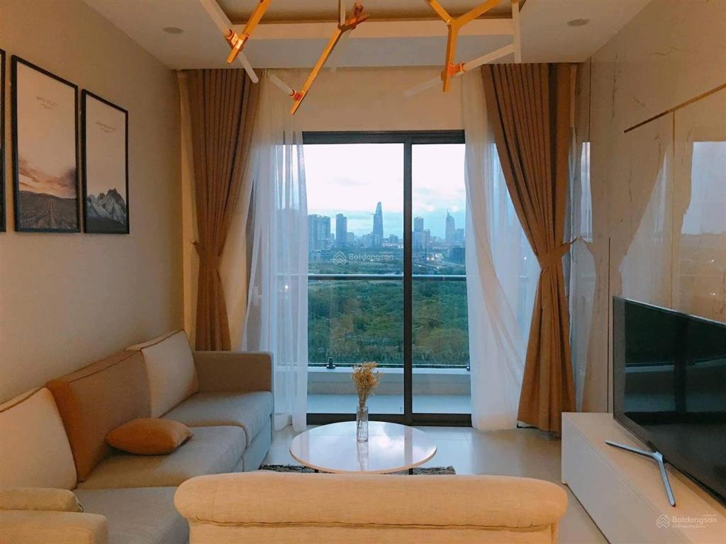 Mr. trung  cần bán ch new city 3pn  2wc dt 102m2, full nội thất  tầng cao  view đẹp. chỉ 9,7 tỷ