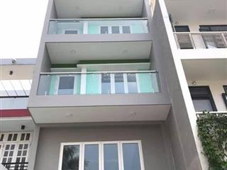 Mr. trung  cho thuê căn studio thảo điền. dt 40m2 có ban công full nội thất wifi riêng, thang máy