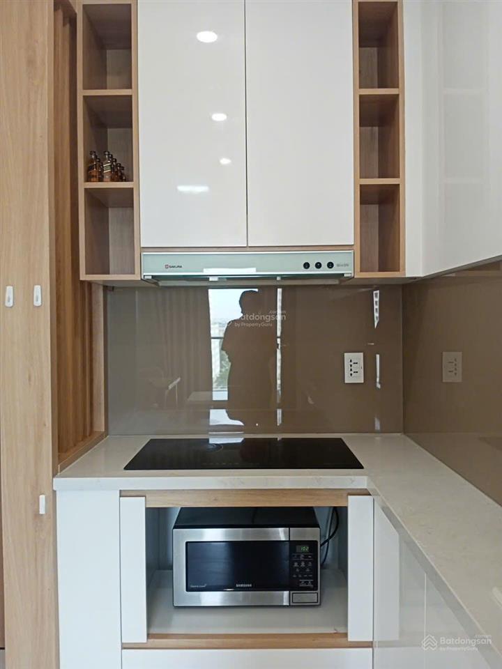 Mr.trung  cần bán ch new city quận 2, 1pn  1wc dt 51m2, view landmark, có ban công. chỉ 5,5 tỷ
