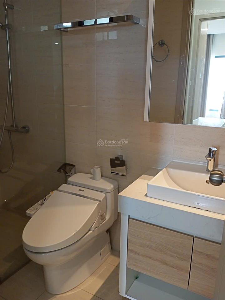 Mr.trung  cần bán ch new city quận 2, 1pn  1wc dt 51m2, view landmark, có ban công. chỉ 5,5 tỷ