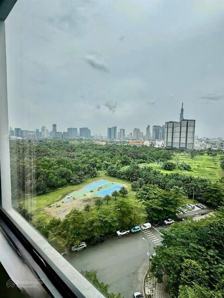 Mr.trung  cần bán ch new city quận 2, 1pn  1wc dt 51m2, view landmark, có ban công. chỉ 5,5 tỷ