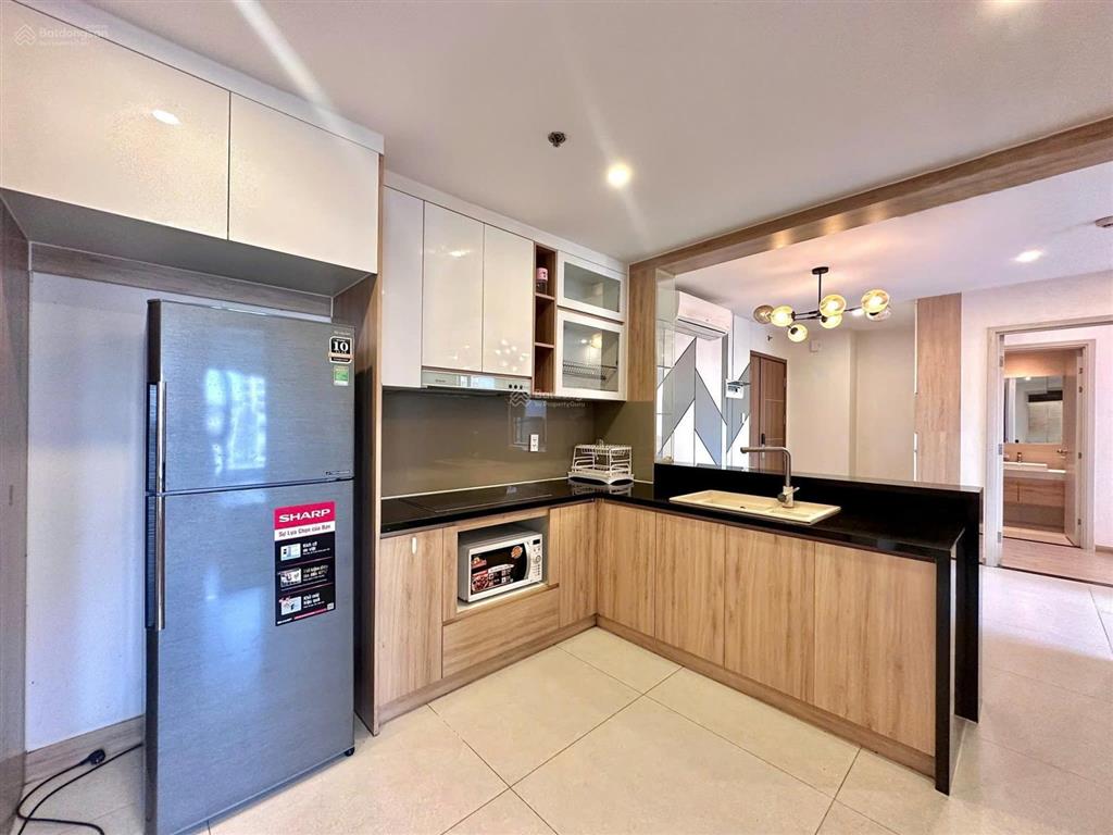 Mr. trung  cần bán ch new city 3pn  2wc. dt 86m2 full nội thất, căn góc. chỉ 8.6 tỷ bao thuế phí