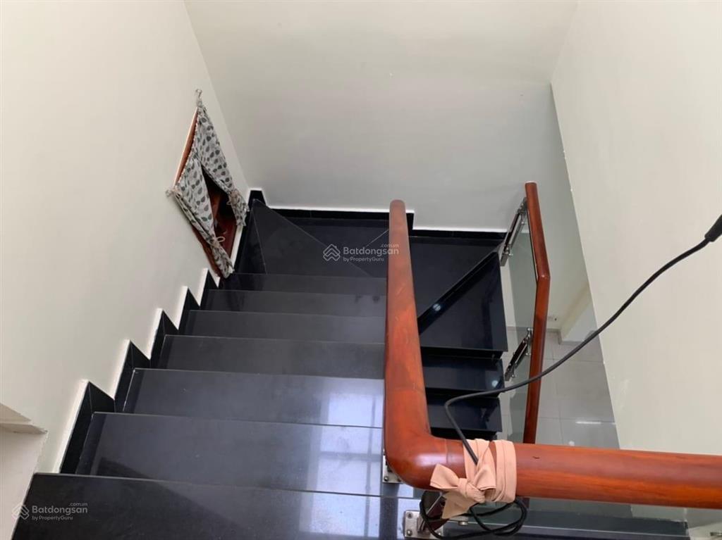 Bán nhà khu độc lập, quận tân phú dt 4x22m, đúc lầu 2/3 giá 6.3 tỷ