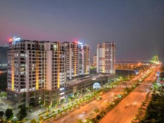 Chính chủ gửi bán căn góc 3pn 168m2 tầng đẹp, view sông hồng, cầu nhật tân. full đồ. sẵn sổ lâu dài