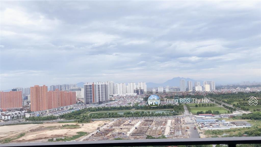 Cần bán căn hộ 2pn2vs 73m2 tòa hdi tây hồ võ chí công. tầng đẹp, view thoáng. giá nhỉnh 7 tỷ