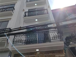 Nhỉnh 5 tỷ có ngay căn nhà 5 tầng trung tâm chợ văn điển  thanh trì  hà nội