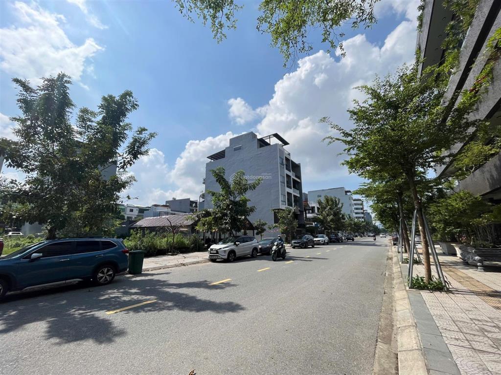 Cho thuê dài hạn 3 lô đất mặt tiền doãn khuê  360m2  vị trí vàng đà nẵng
