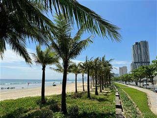 Bán hai lô liền kề đường xương sống bên biển  giá bán 31.5 tỷ