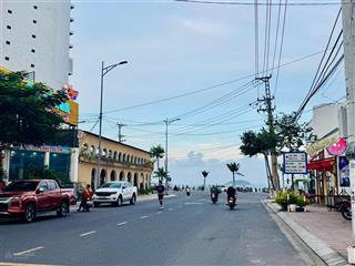 Nhà gần biển phạm văn đồng, 200m2, hẻm thông 6m đường điện biên phủ, ô tô tận nơi, cách biển 100m