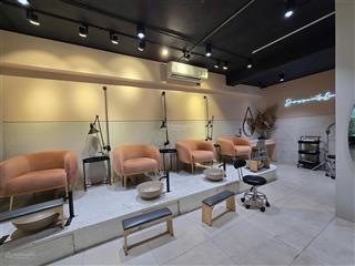 Cho thuê hoặc sang tiệm nail đầy đủ thiết bị  nguyên hồng, gò vấp