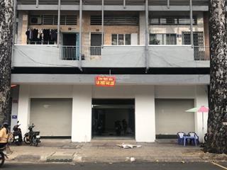 Cho thuê nhà mặt tiền số 100 đường hùng vương, phường 9, quận 5. diện tích 12x20m 1 trệt 1 lầu